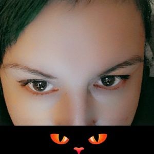 Meet your Posher, Lilly